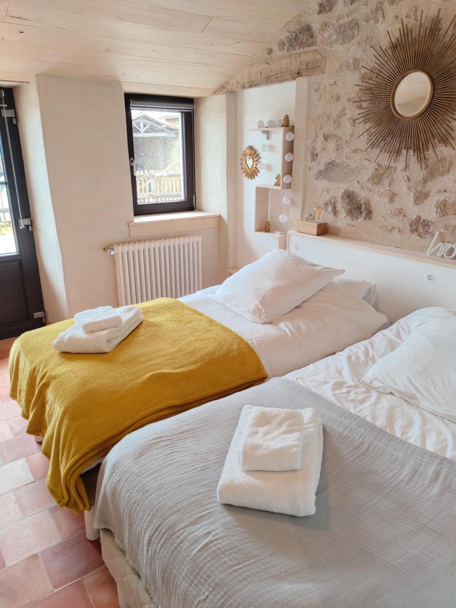Le Moulin Du Fresne, Chambres D'Hotes Gourgé 외부 사진