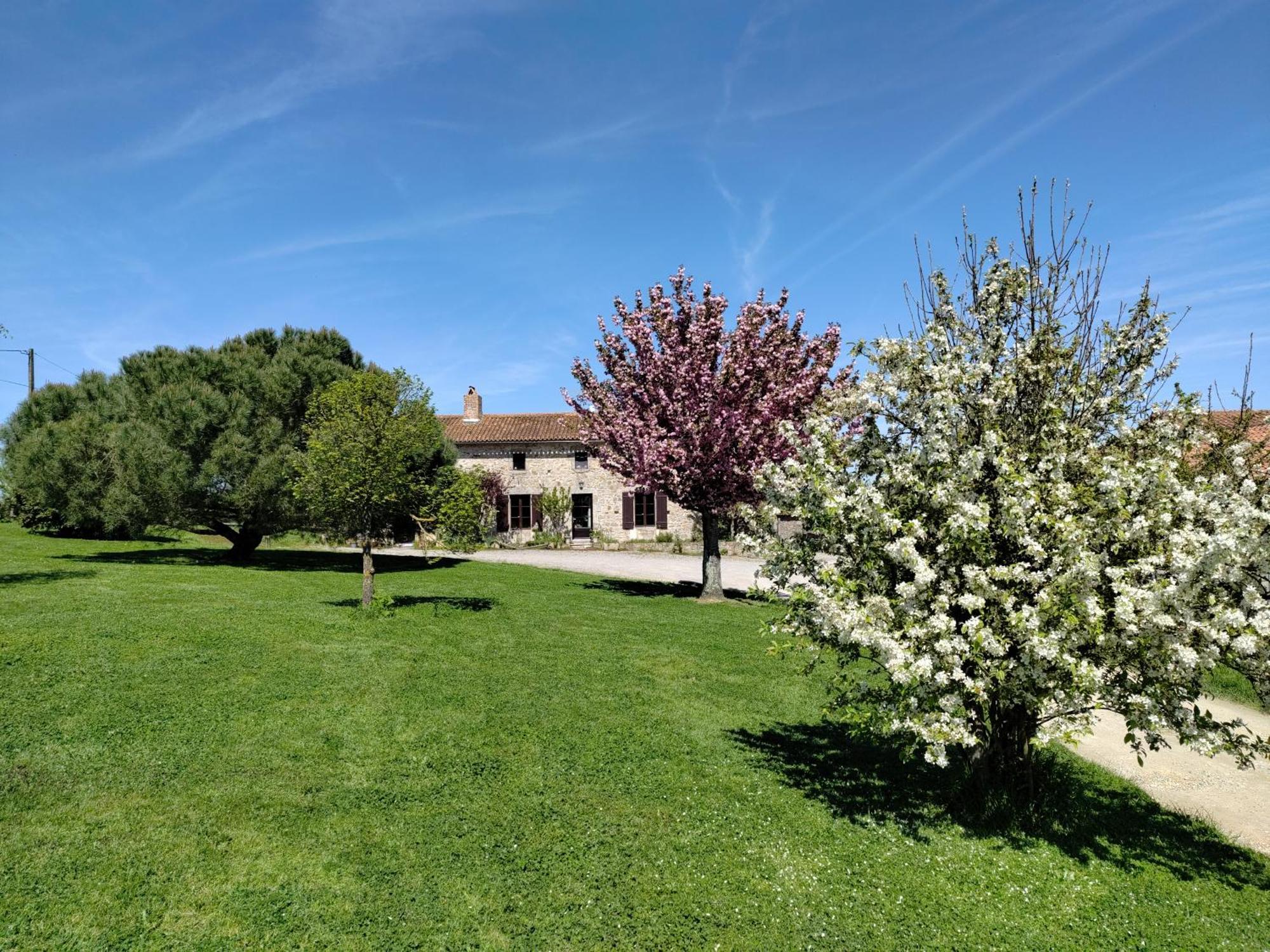 Le Moulin Du Fresne, Chambres D'Hotes Gourgé 외부 사진